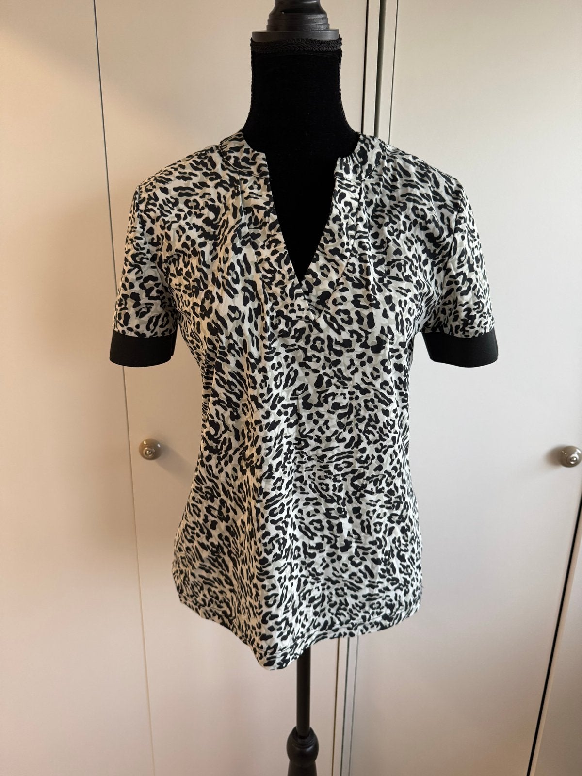 Mooij blouse met luipaardprint, Kleding | Dames, Zwart, Ophalen of Verzenden, Zo goed als nieuw, Korte mouw
