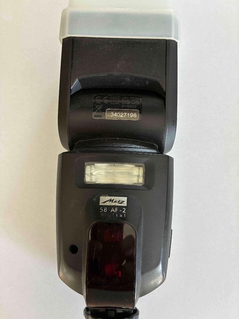 Flitser Metz 58 AF 2 + diffusor, Ophalen of Verzenden, Gebruikt, Metz, Kantelbaar