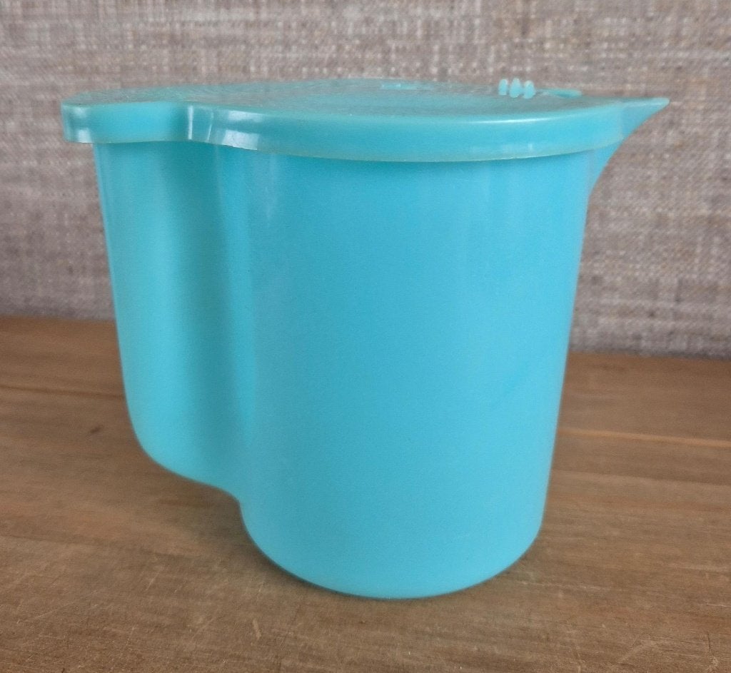 Tupperware trendy schenkkan/melkkan 1L Blauw, Huis en Inrichting, Blauw, Overige typen, Ophalen of Verzenden, 1000 ml
