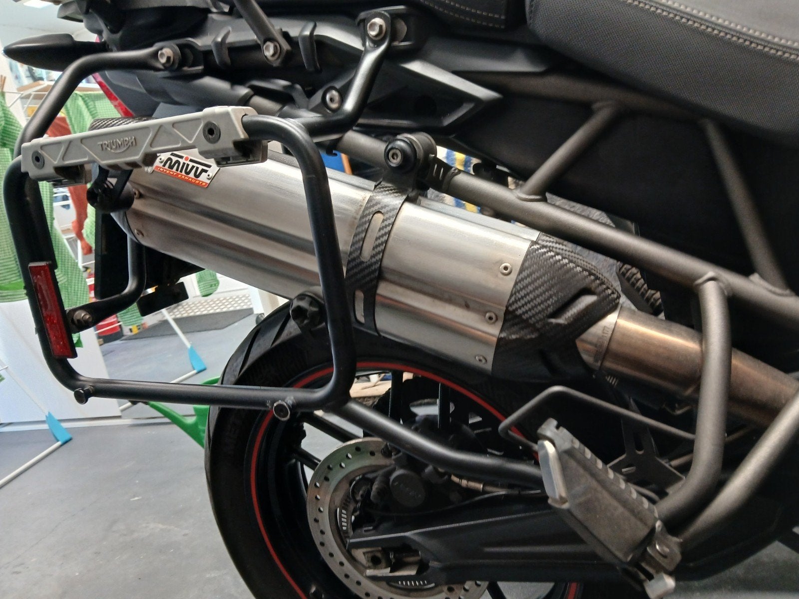 Uitlaatdemper MIVV voor Triumph Tiger 800.in een goede staat, Ophalen of Verzenden, Gebruikt