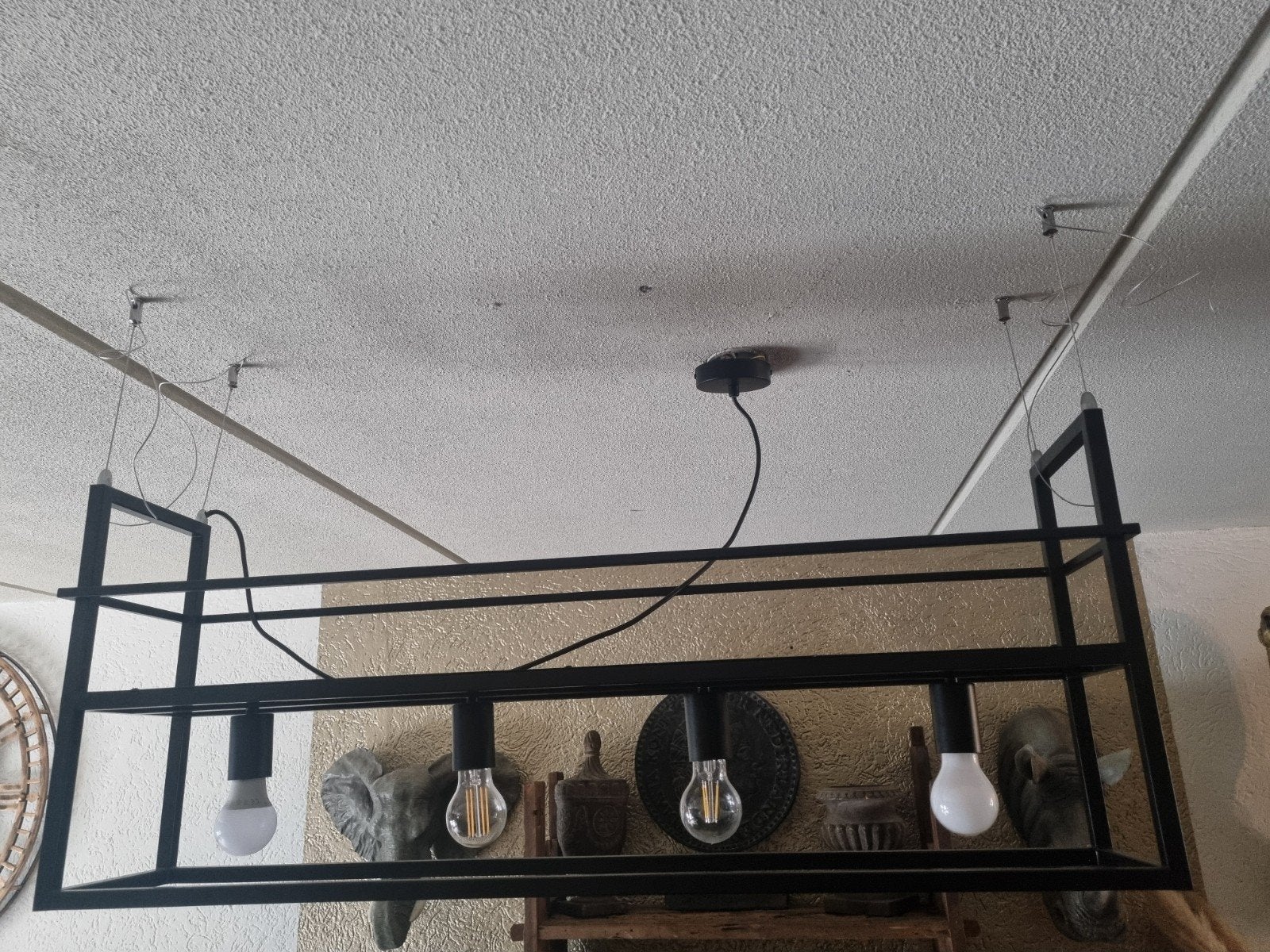 Te koop hanglamp met rekje om iets op te zetten, Ophalen, Minder dan 50 cm