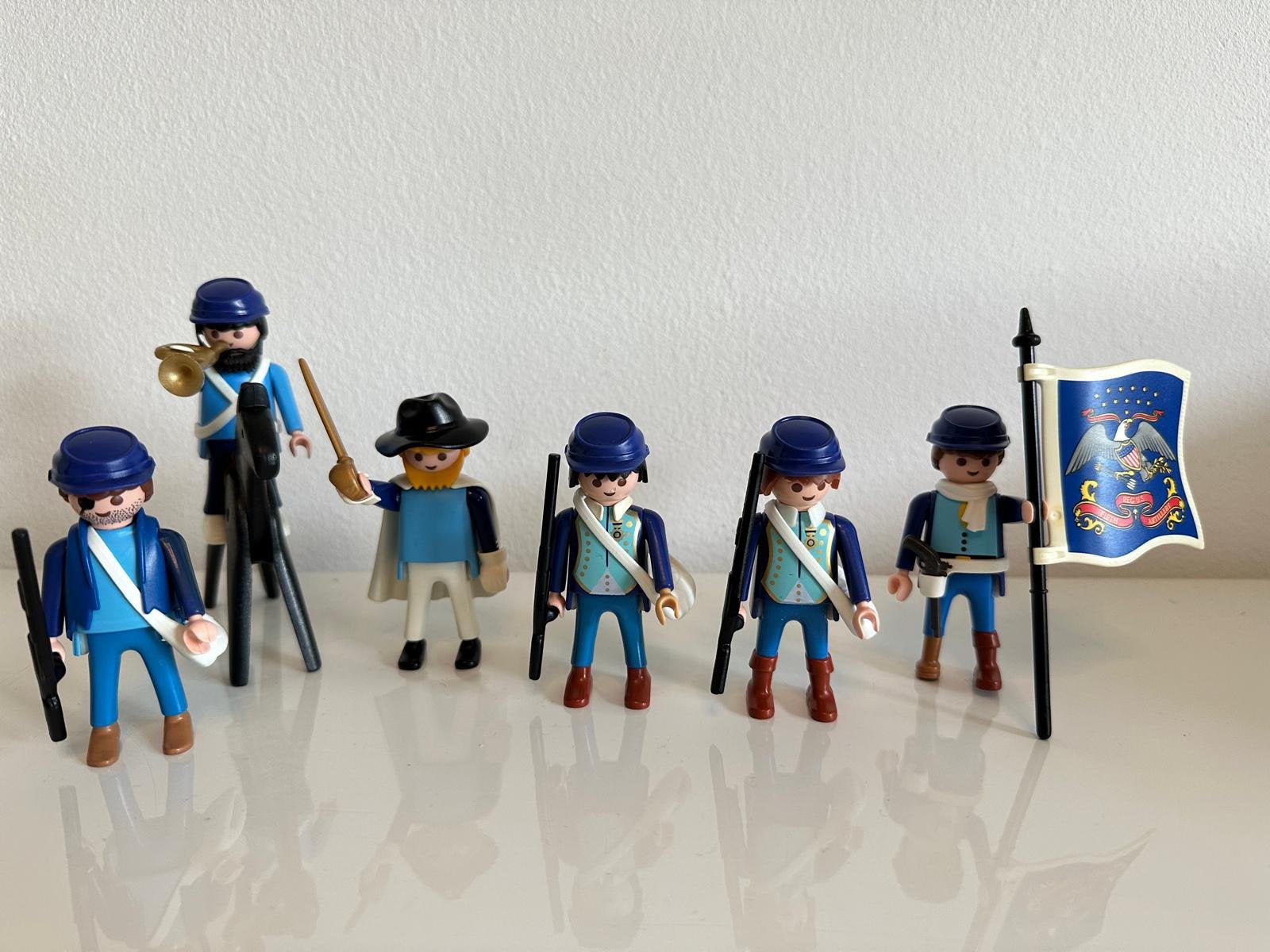 Playmobil H noordelijken soldaten met vlag, Ophalen of Verzenden, Zo goed als nieuw