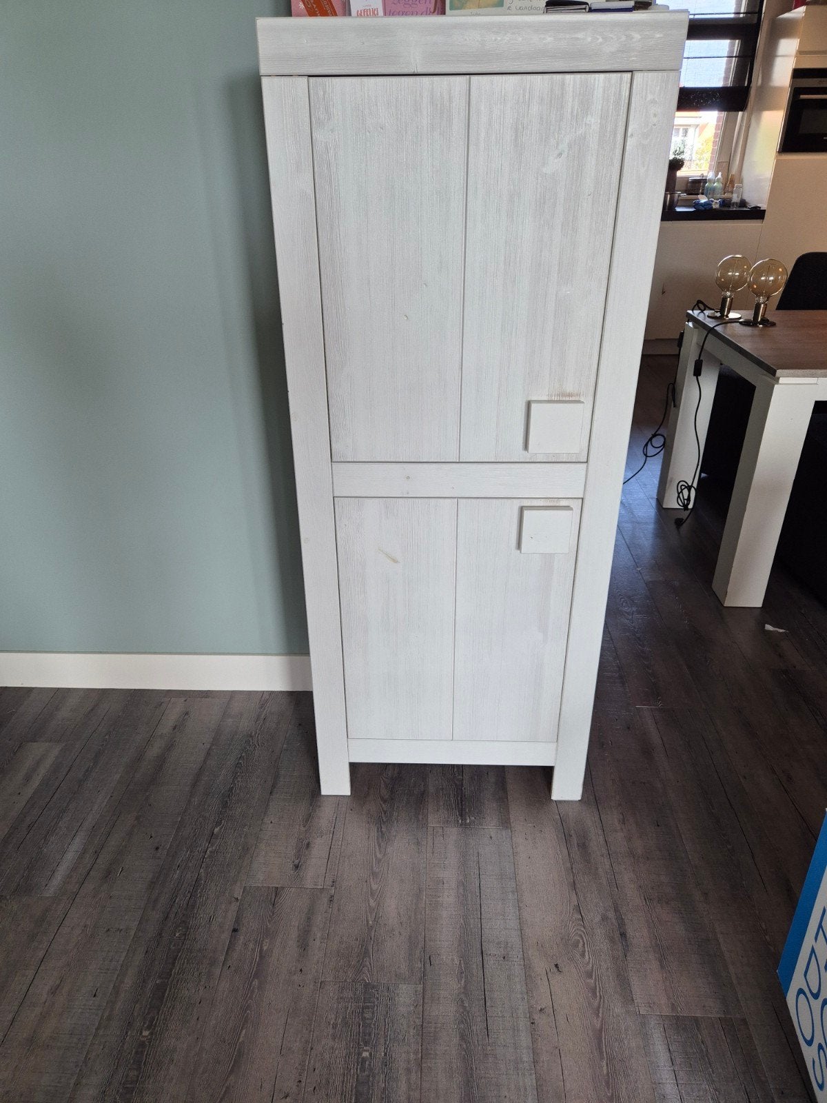 Smalle kast met planken - 148x60x37 cm, Ophalen, Gebruikt
