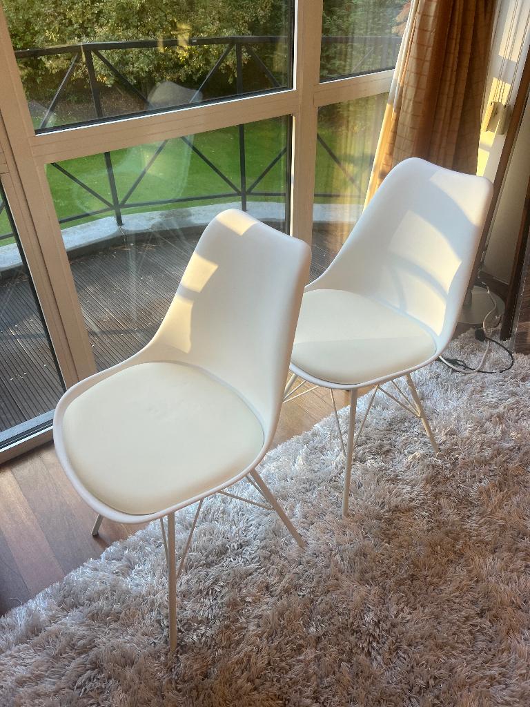 Witte JYSK stoelen, Ophalen, Twee, Wit, Scandinavisch