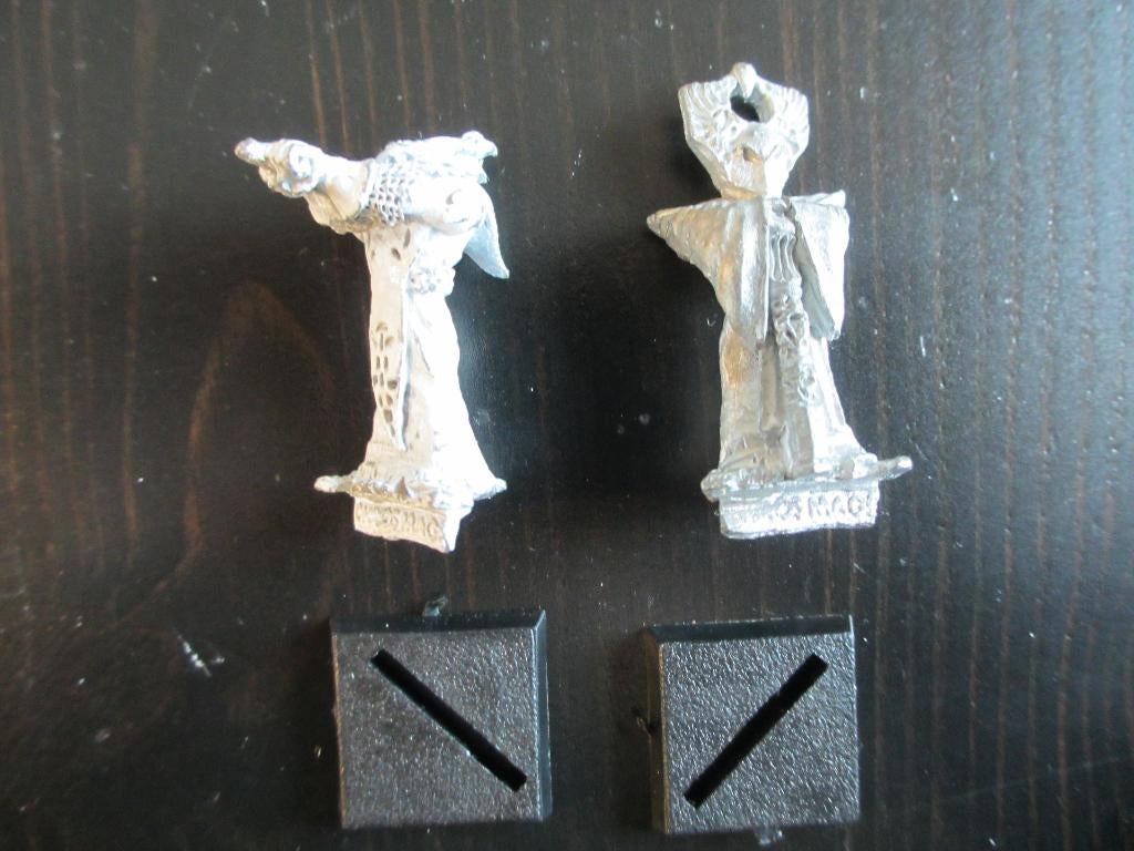 Warhammer Fantasy - vintage metalen Chaos Sorcerers, Hobby en Vrije tijd, Wargaming, Zo goed als nieuw, Warhammer, Figuurtje(s)