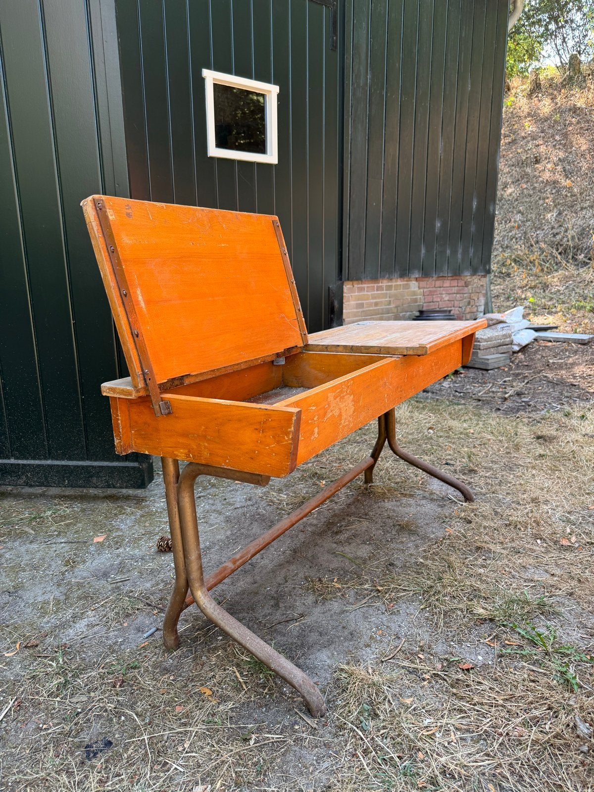 Vintage houten schoolbank met metalen onderstel, Ophalen