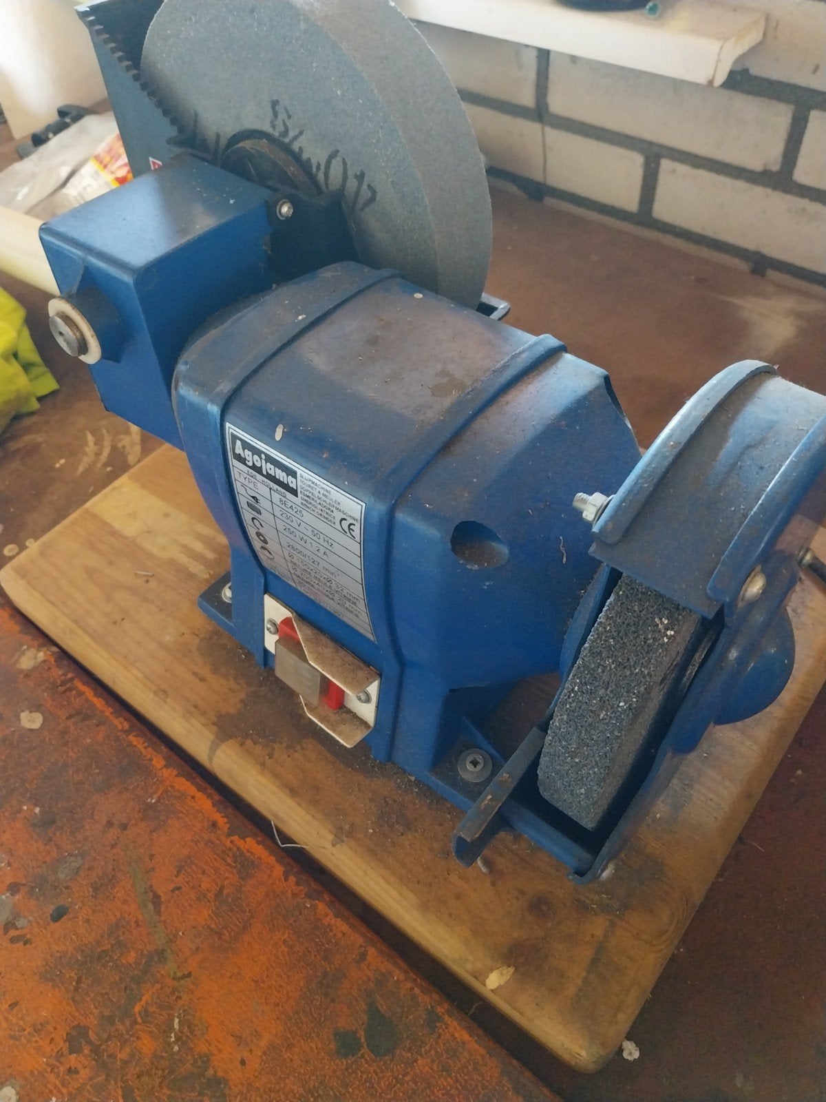 Agajama Werksbank Slijpmachine 250W, Ophalen