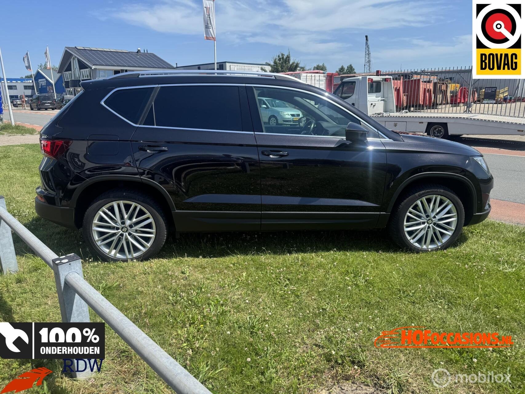 Seat Ateca 1.5 TSI Xcellence AUTOMAAT / CARPLAY / BEATS / VO, Auto's, Seat, Dealer onderhouden, 15 km/l, Zwart, 4 cilinders