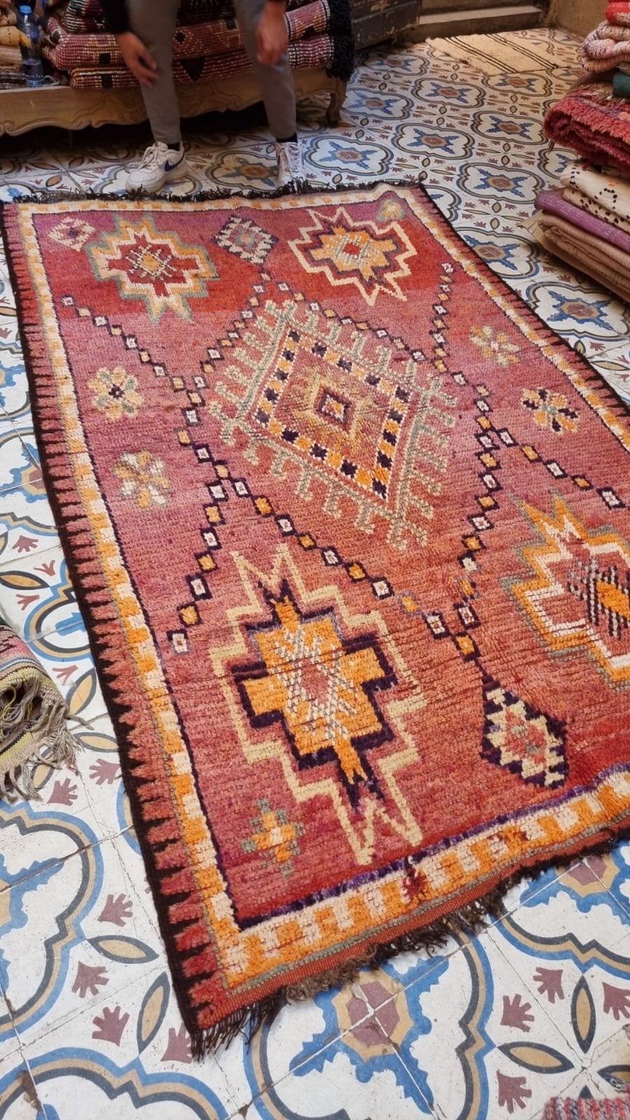 Vintage Marokkaans Berber Tapijt - Handgeweven 235x144 cm, Huis en Inrichting, Stoffering | Tapijten en Kleden, Gebruikt, 100 tot 150 cm
