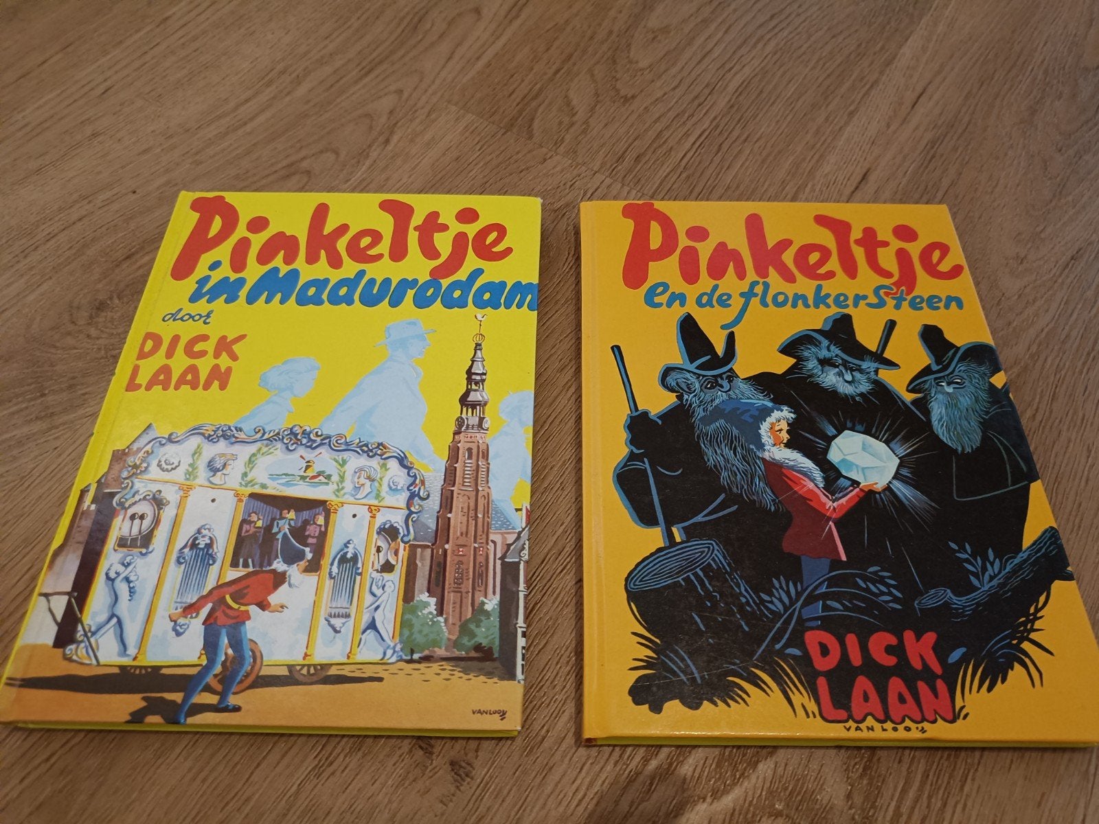 Pinkeltje boeken: In Madurodam & En de Flonkersteen, Ophalen of Verzenden, Gelezen, Fictie algemeen