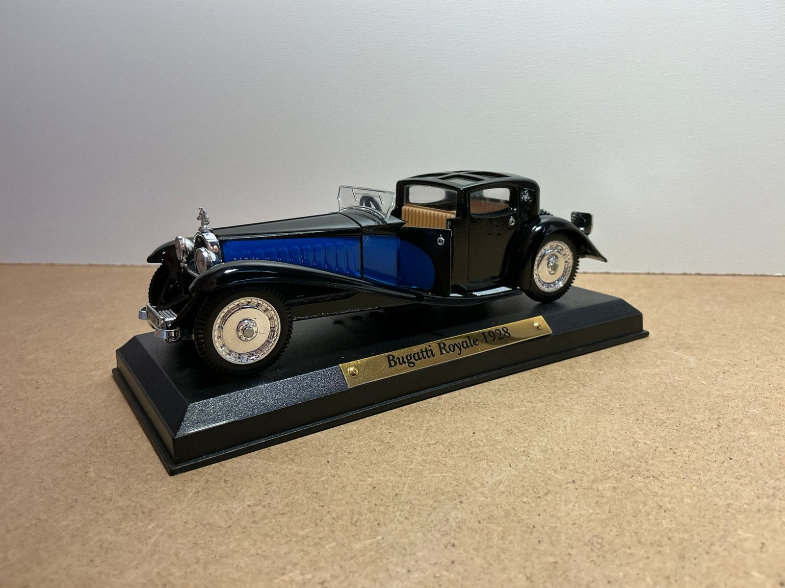 Bugatti 41 Royale 1:43, Ophalen of Verzenden, Zo goed als nieuw, Auto, Overige merken