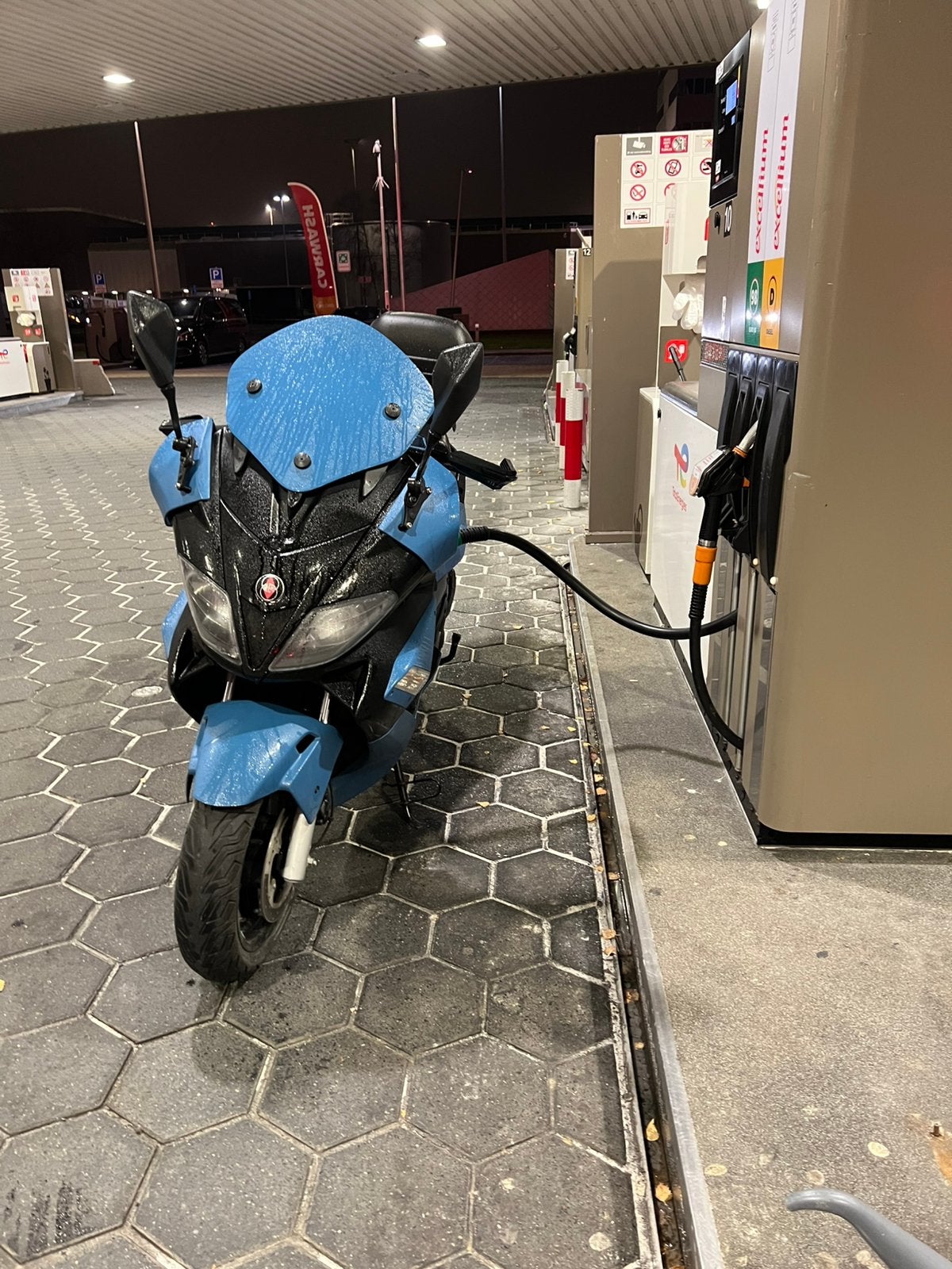 Gilera nexus 125cc A1 Beverly 125 Xmax 125, Fietsen en Brommers, Ophalen, Overige modellen, Zo goed als nieuw, Benzine