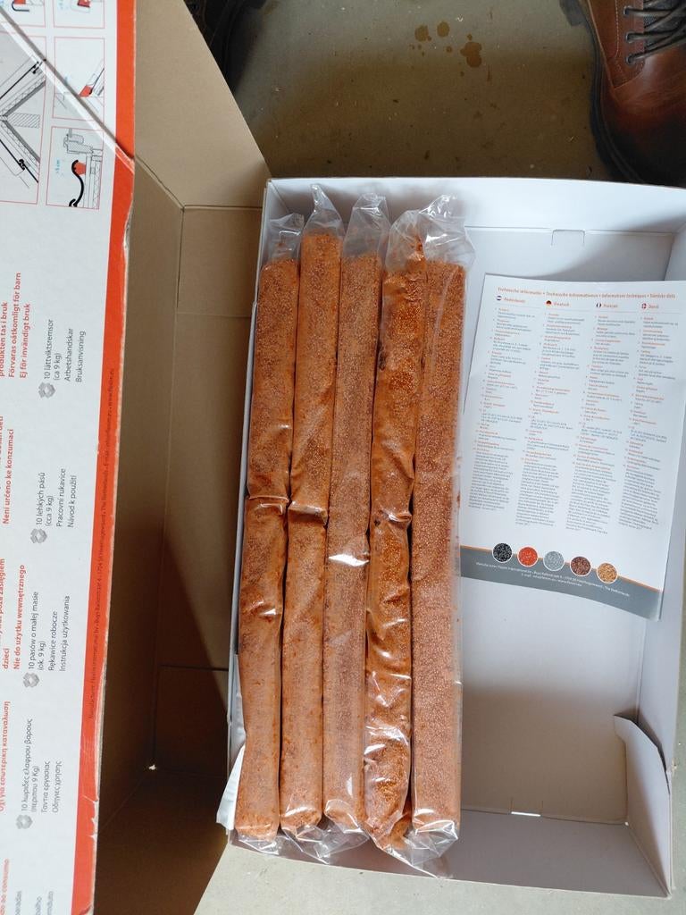 Partij gebruikte dakpannen, gevelpanelen en nokvorsten, Ophalen