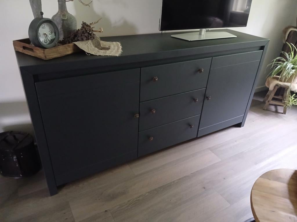 Antraciet zwarte dressoire, Ophalen, 150 tot 200 cm, Zo goed als nieuw, 25 tot 50 cm