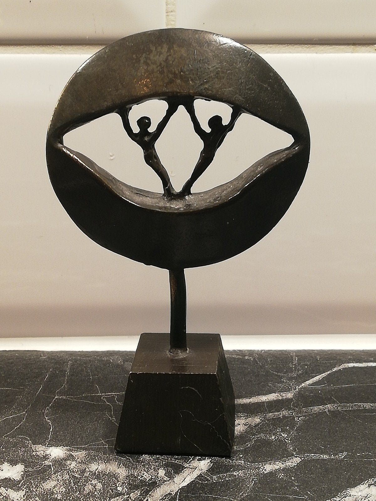 Corry Ammerlaan bronzen beeldje, Groep mensen, Minder dan 20 cm, Verzenden, Brons