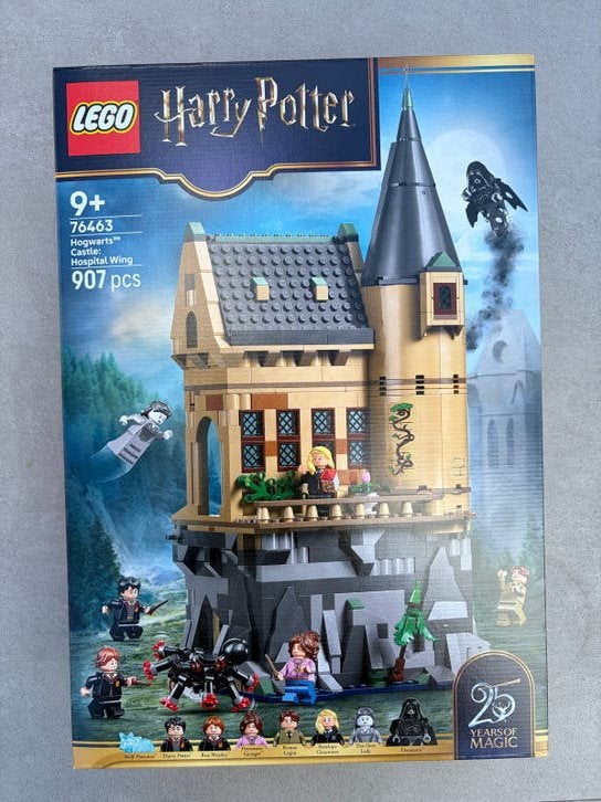 LEGO Harry Potter Zweinstein Ziekenhuisvleugel 76403, Lego, Denemarken, Ophalen of Verzenden, Complete set