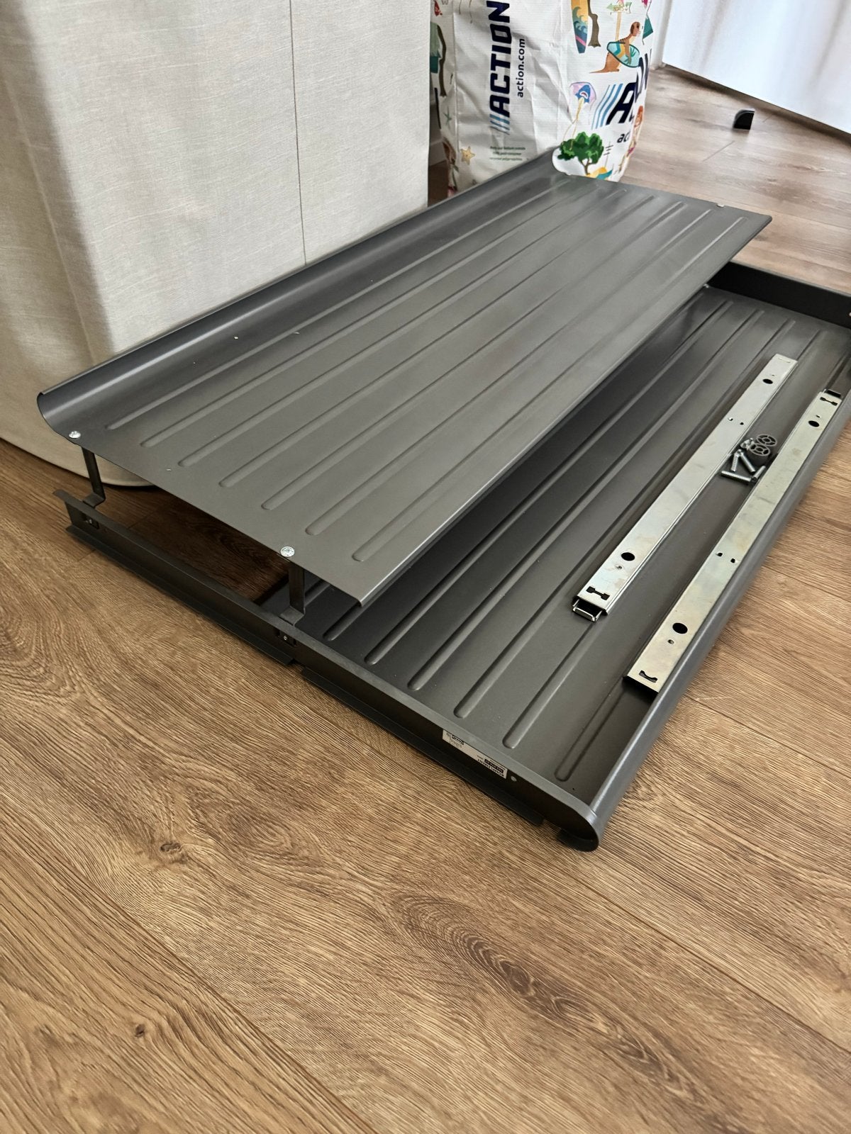 Uittrekbaar schoenenrek van Ikea KOMPLEMENT 100x58cm, Ophalen, Zo goed als nieuw
