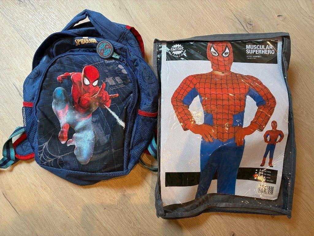 Spider-Man kostuum en rugtas, Ophalen, Gebruikt, 134 t/m 140, Jongen of Meisje