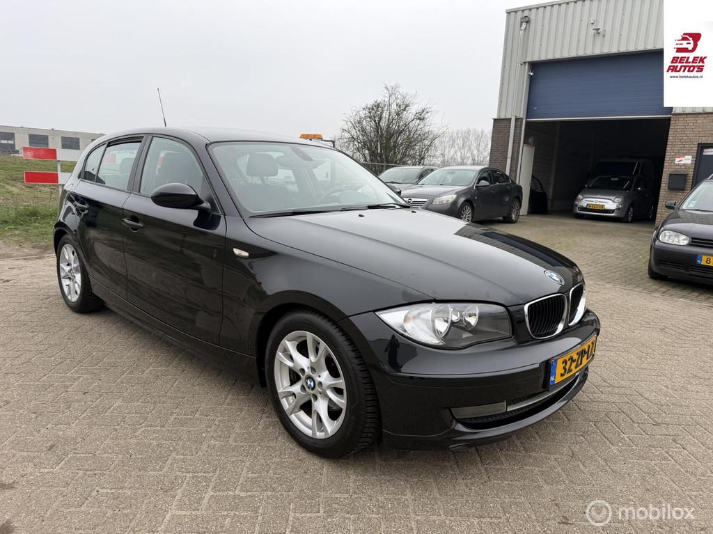 BMW 1-serie 118i Business Line, 1-Serie, Achterwielaandrijving, Zwart, Origineel Nederlands