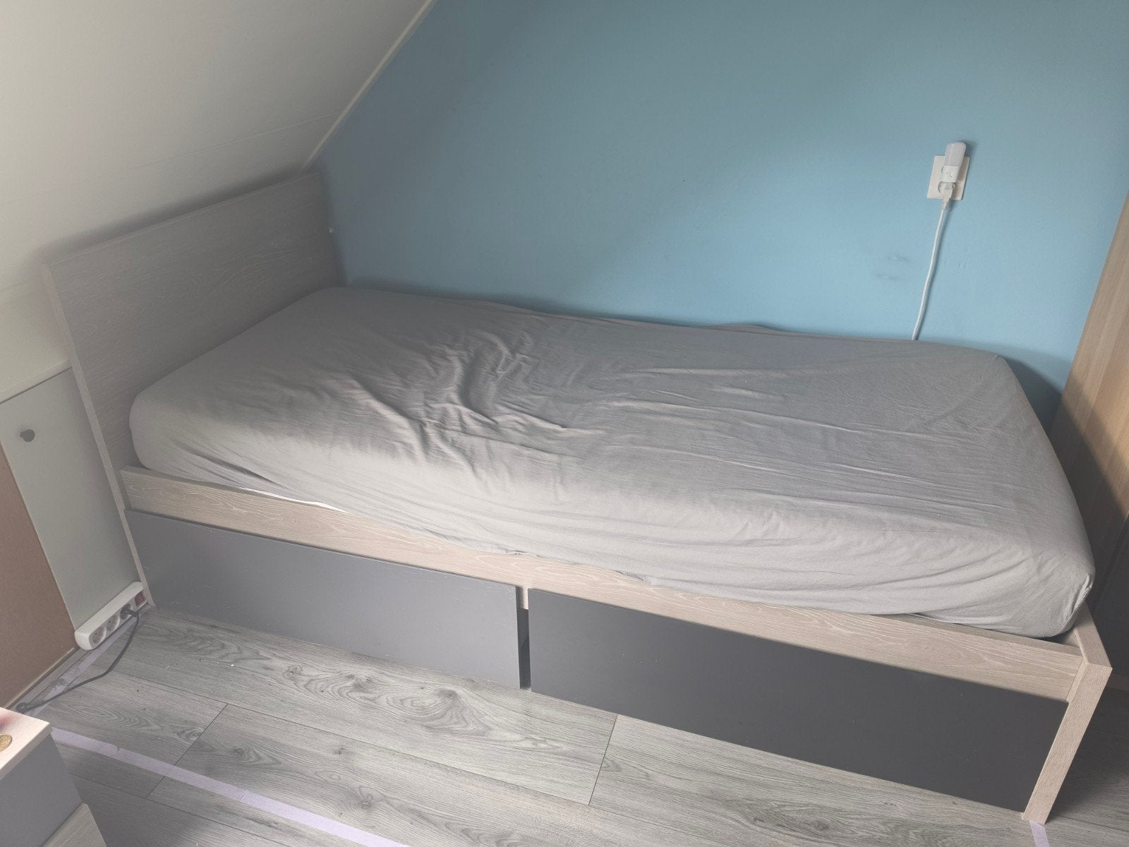 Eenpersoonsbed TEMPO met lades,  lattenbodem en matras, Huis en Inrichting, Slaapkamer | Bedden, Ophalen, Gebruikt, 90 cm, Eenpersoons