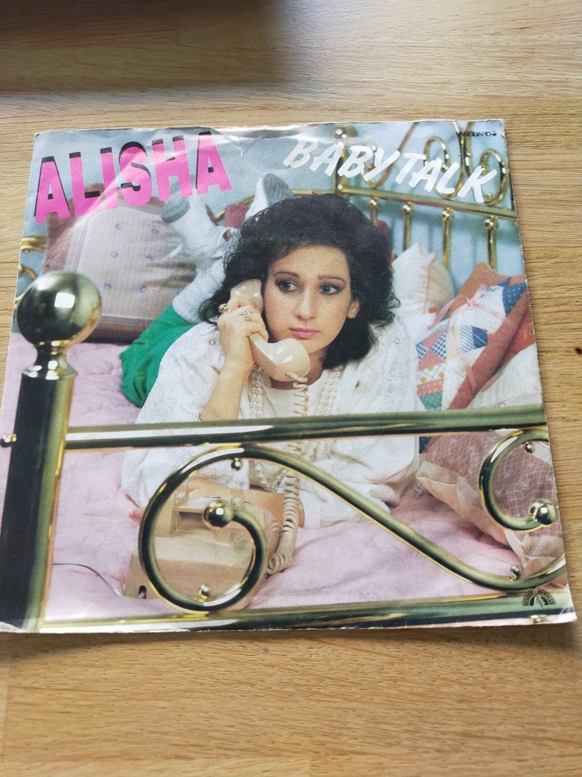 Alisha , baby talk, Ophalen of Verzenden, Zo goed als nieuw, Nederlandstalig