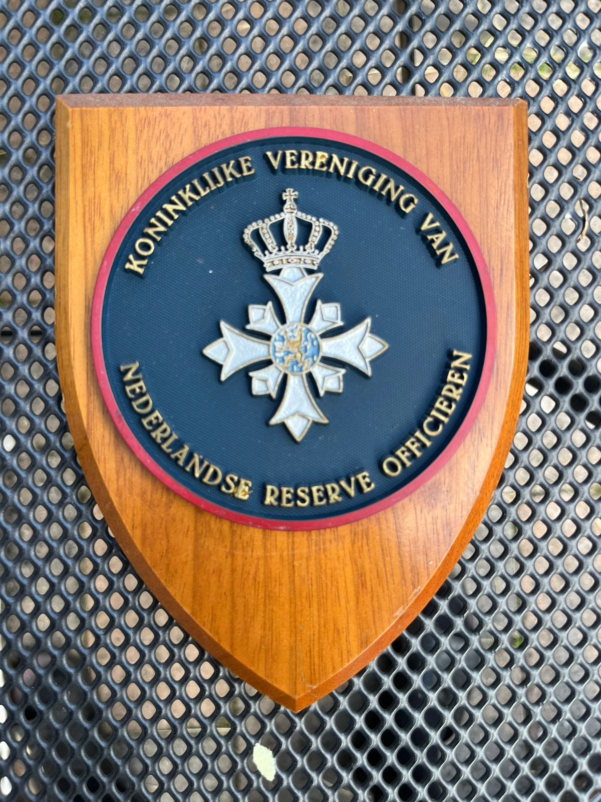 Wapenschild Koninklijke Vereniging van Reserve Officieren, Ophalen of Verzenden, Overige soorten, Nederland, Embleem of Badge