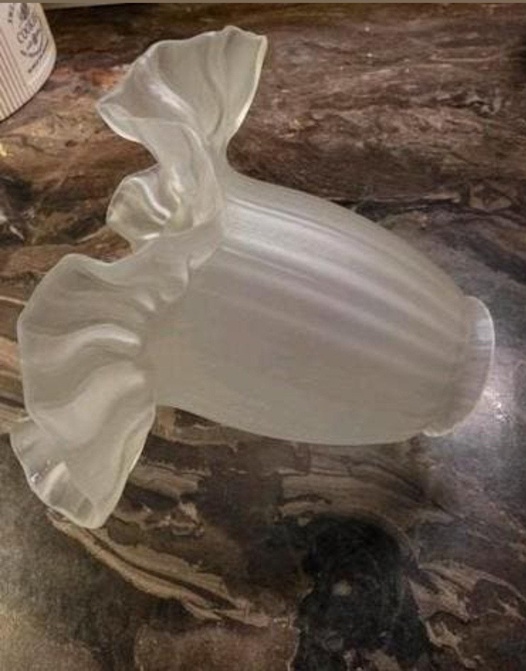 Vintage glazen lampenkap met ruches 14,5 cm lengte., Ophalen of Verzenden, Gebruikt, Vintage, Klassiek, Romantisch