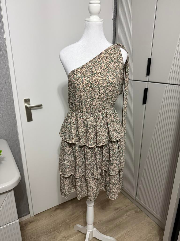 Korte jurk, Ophalen of Verzenden, Gedragen, Maat 36 (S), Beige