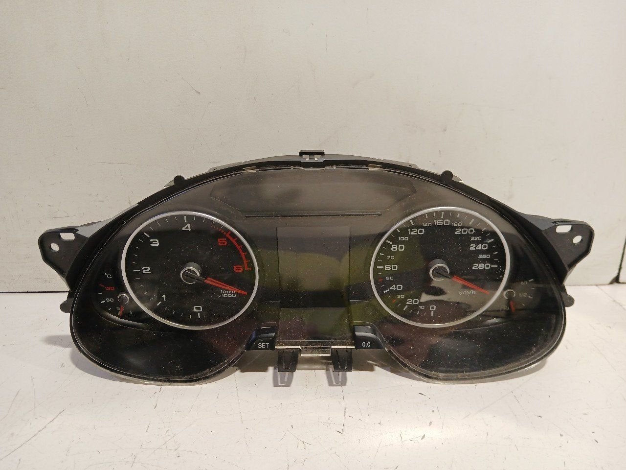 Cockpit Audi A4, Auto-onderdelen, Dashboard en Schakelaars, Onderdelen@venauto.nl, Van der Ven Autorecycling B.V., Gebruikt, Ettenseweg 76, 4706 PB Roosendaal, The Netherlands