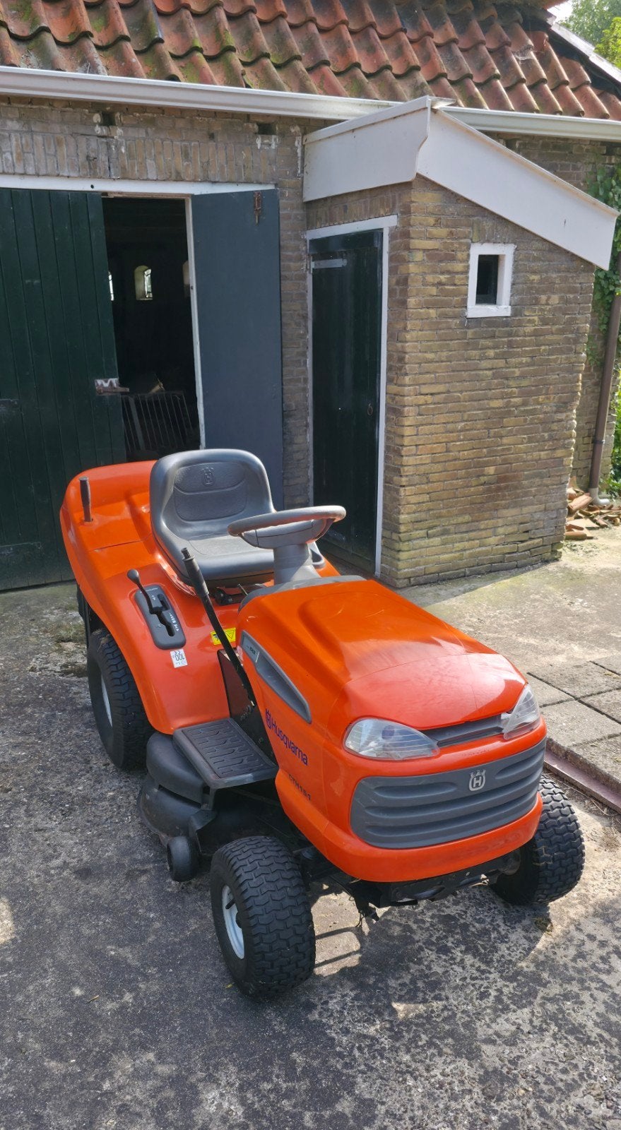 Husqvarna CTH 151 Zitmaaier - Krachtig en Betrouwbaar, Ophalen, Gebruikt, 90 tot 120 cm, Versnellingen