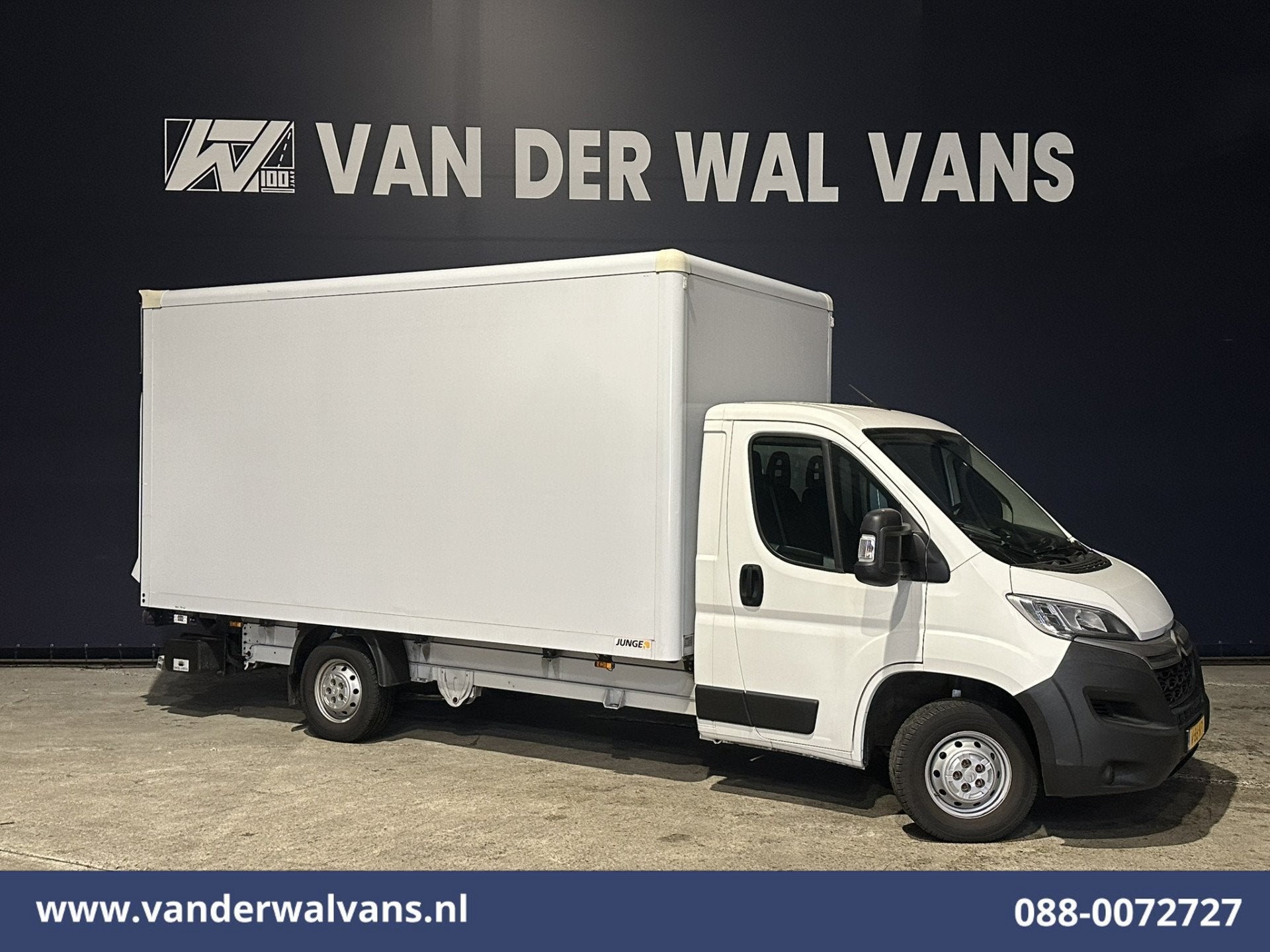 Citroën Jumper 2.2 BlueHDi 141pk Bakwagen 436cm Lang Laadkl, Voorwielaandrijving, Stof, Gebruikt, 4 cilinders