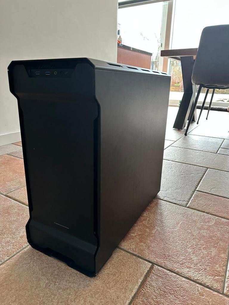 Phanteks Enthoo Evolv computerbehuizing,  pc kast, Ophalen of Verzenden, Gebruikt