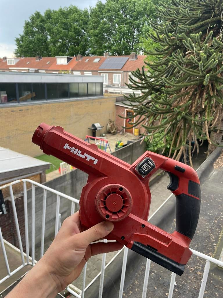 Hilti cordless blower, Doe-het-zelf en Verbouw, Schildersmaterialen, Ophalen of Verzenden, Zo goed als nieuw, Overige typen