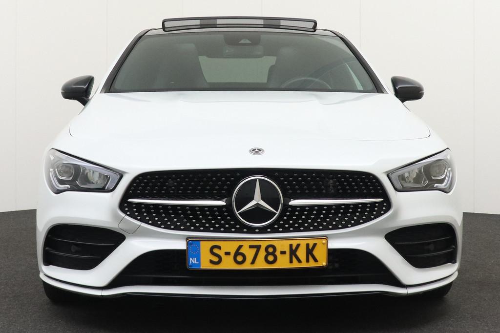 Mercedes-Benz CLA-Klasse 180 AMG Night-Pakket Pano-dak Camer, 136 pk, Gebruikt, 4 cilinders, Wit