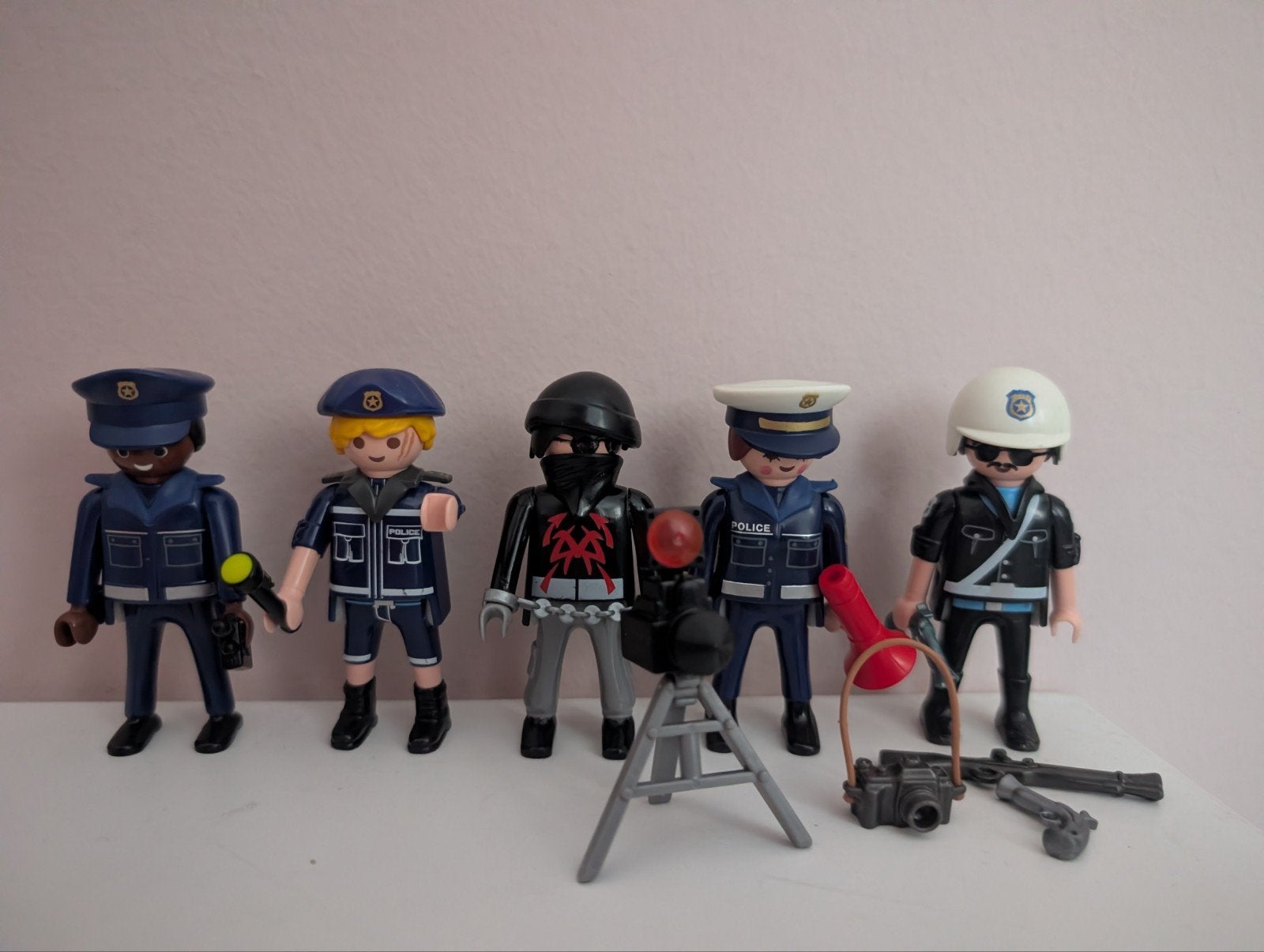Playmobil politie poppetjes met boef, Ophalen of Verzenden, Zo goed als nieuw