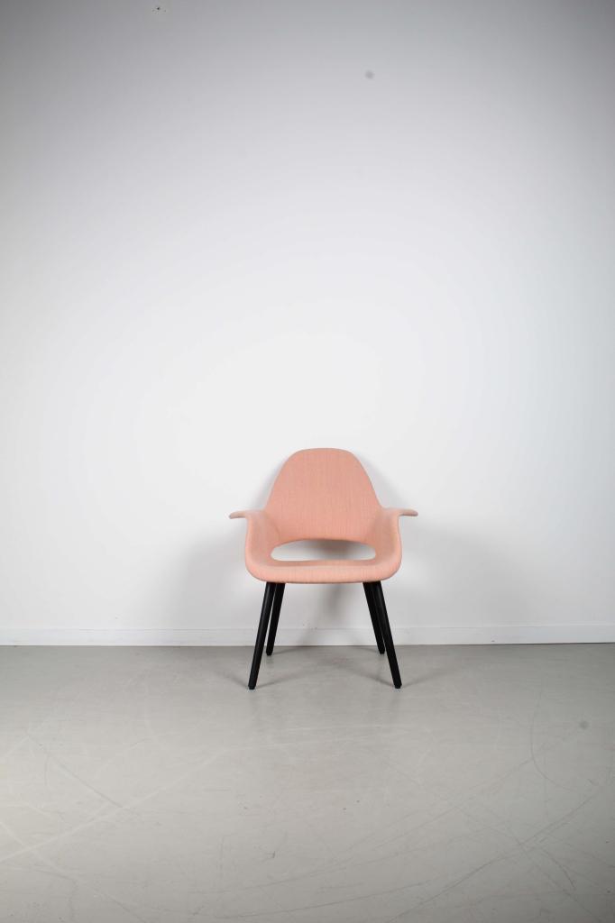 2x Vitra Organic Chair Roze Stof – Hout, Niet ingevuld, Overige kleuren, Niet ingevuld, Nieuw