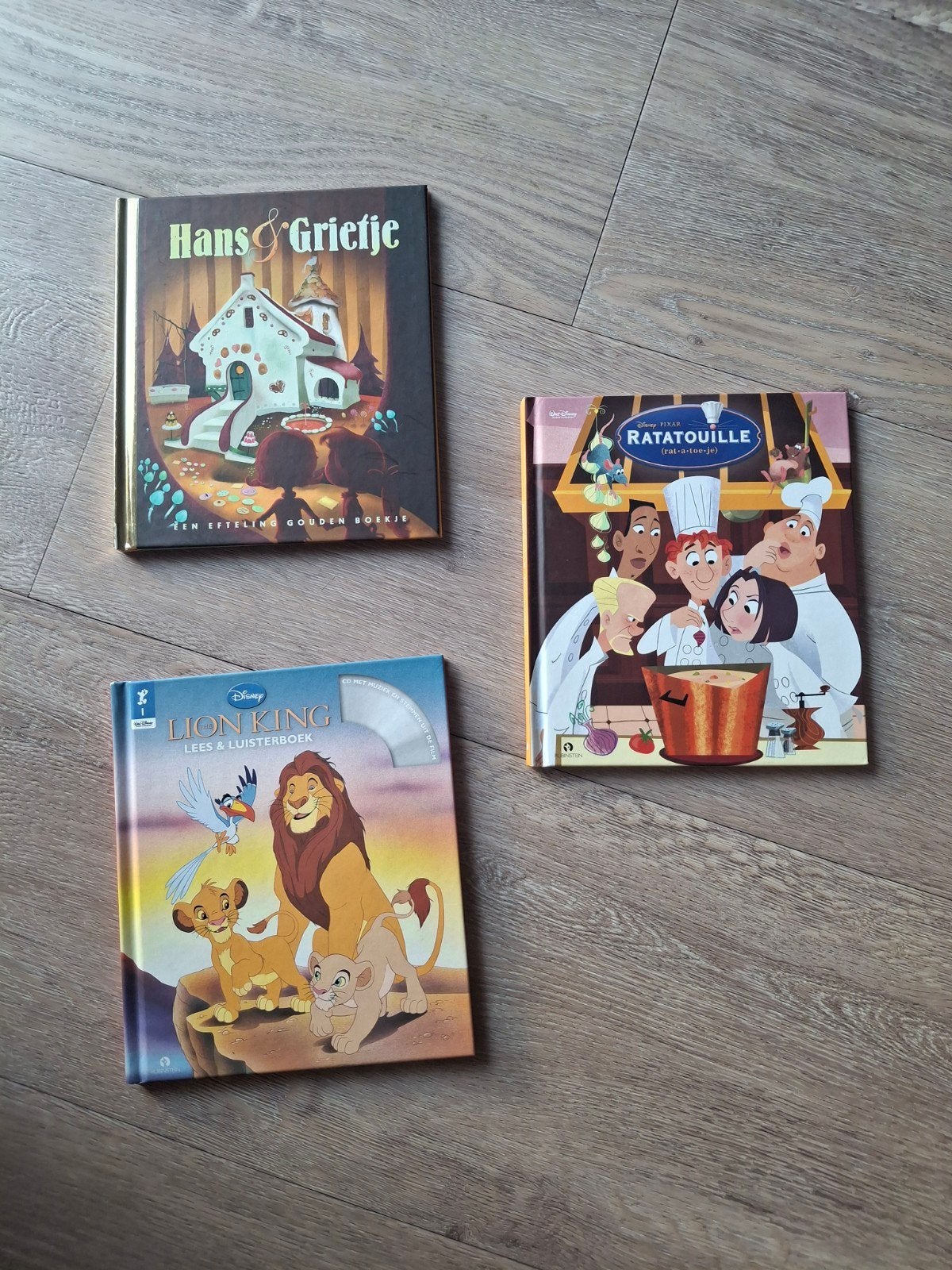 Leesboeken : Ratatouille, Lion King + cd,Hans en grietje, Ophalen of Verzenden, Zo goed als nieuw