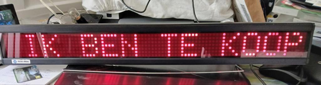 Moving message Electronic display (lichtkrant), Ophalen, Gebruikt