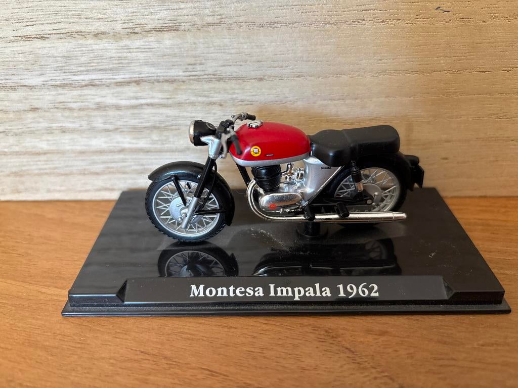 Montesa Impala 1962 schaalmodel - Zo goed als nieuw, Overige merken, 1:50 of kleiner, Overige typen, Ophalen of Verzenden