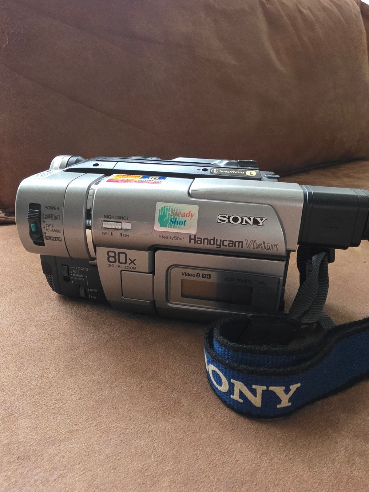 Sony Handycam Vision Video 8 XR - Vintage Videocamera, Ophalen of Verzenden, 8mm, Camera