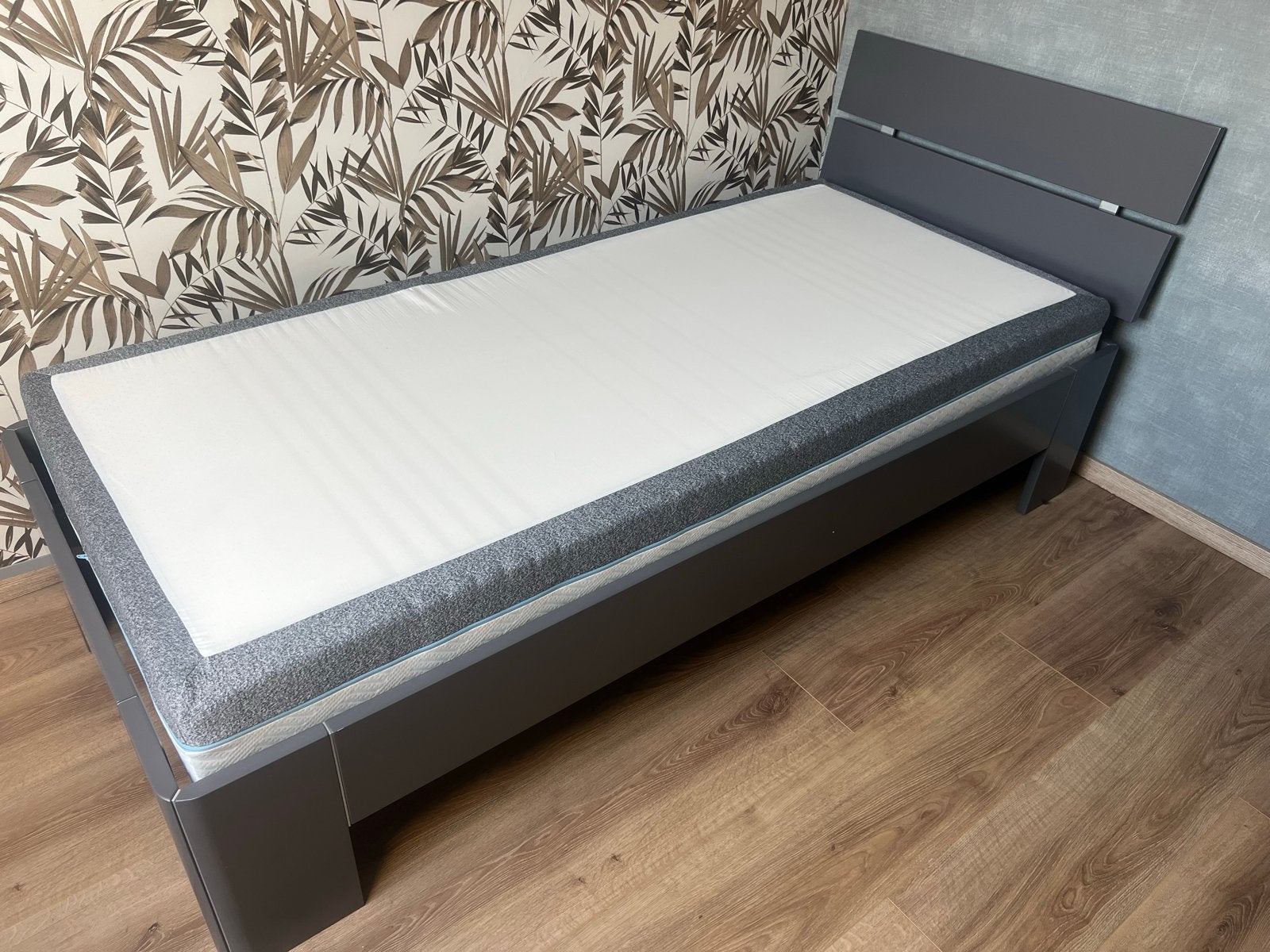 Bossflex 600 elektrische lattenbodem - Beter Bed, Ophalen, Zo goed als nieuw, Eenpersoons, Verstelbaar