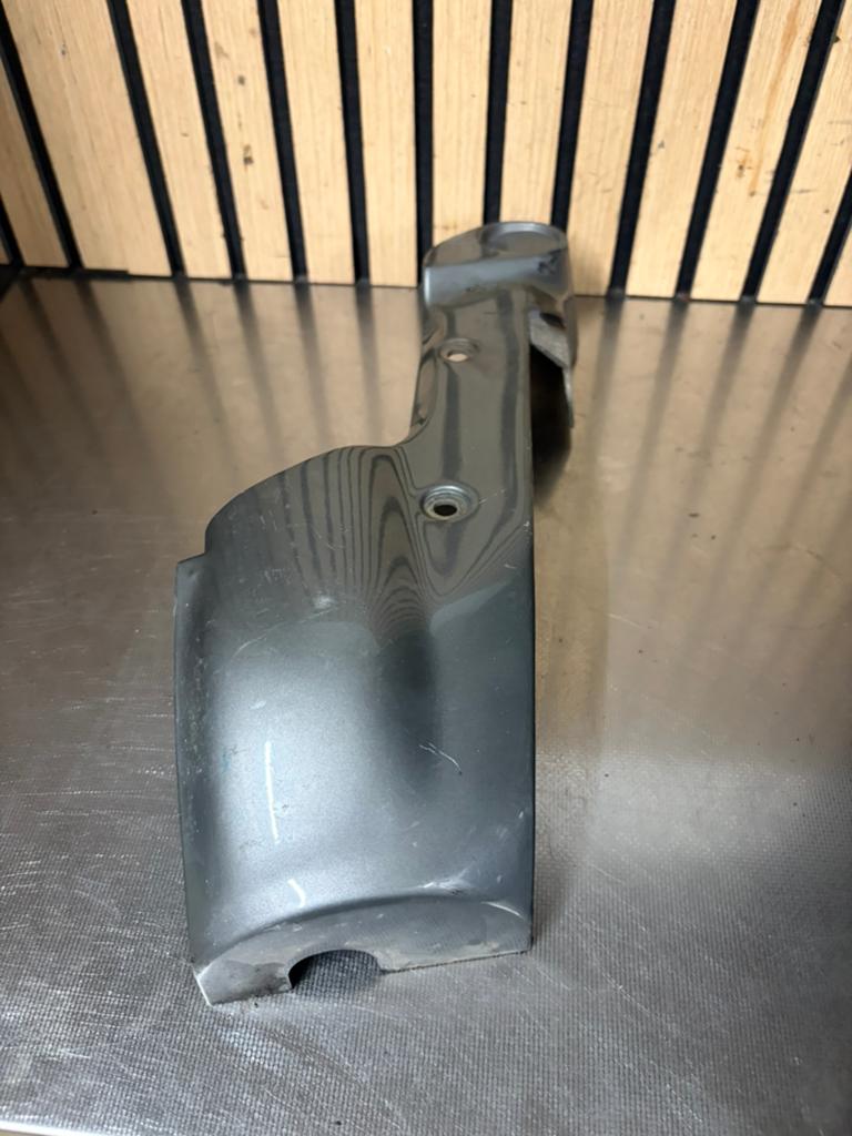 piaggio skipper voorvork / spatbord kapje, Ophalen