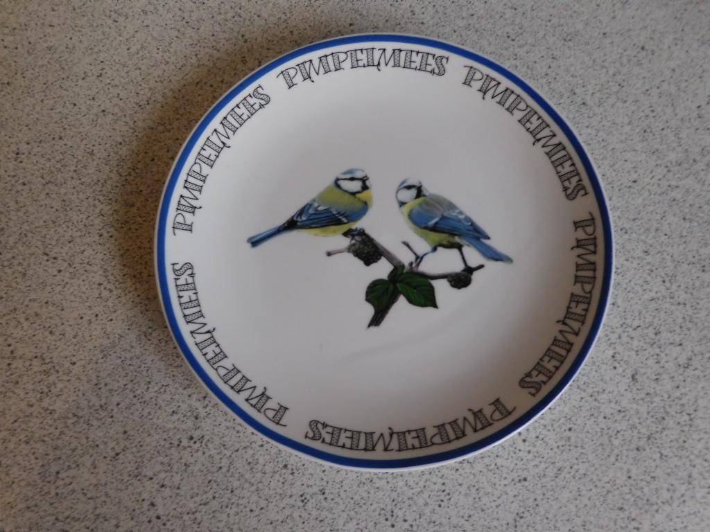 Bord 18 cm. Pimpelmees Hollandse Vogels door Elles, Ophalen of Verzenden, Zo goed als nieuw, Bord(en), Overige stijlen