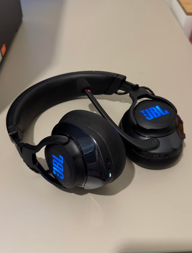 JBL quantum headset ZGAN, Mute-functie, Ophalen of Verzenden, Zo goed als nieuw, Draadloos
