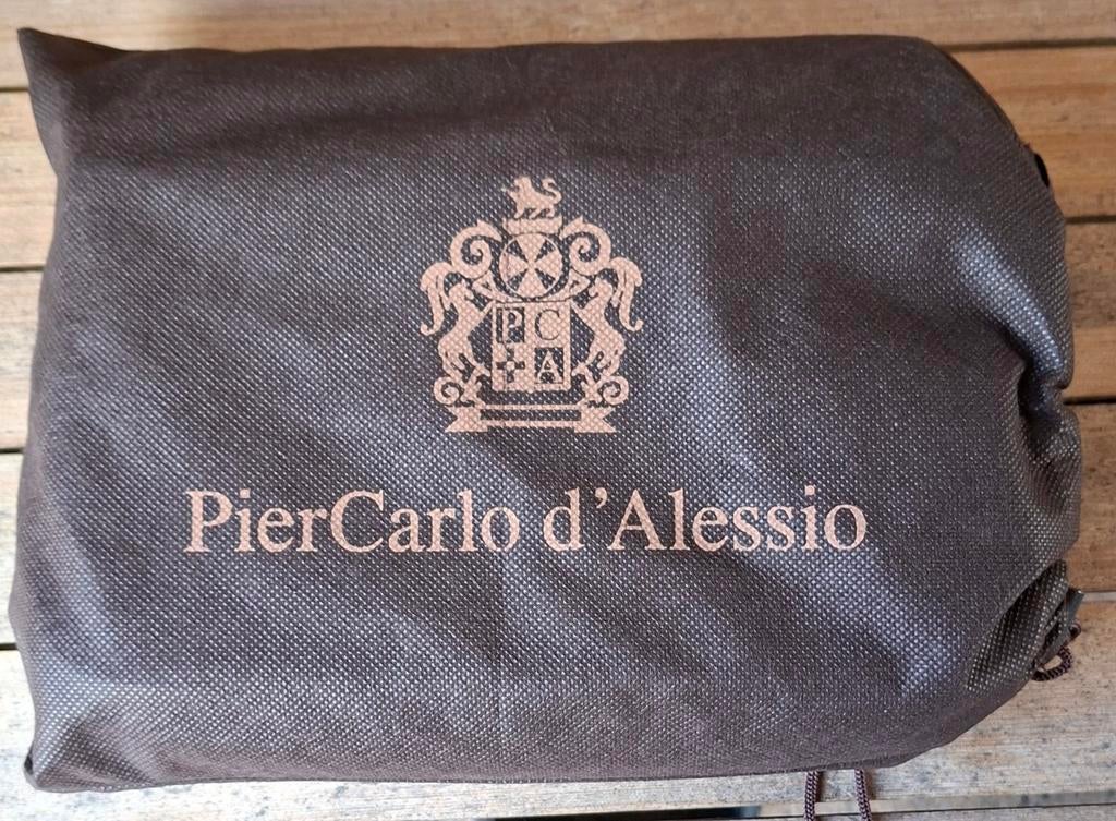 Pier Carlo d Alessio, Ophalen of Verzenden, Nieuw, Bruin, Dame