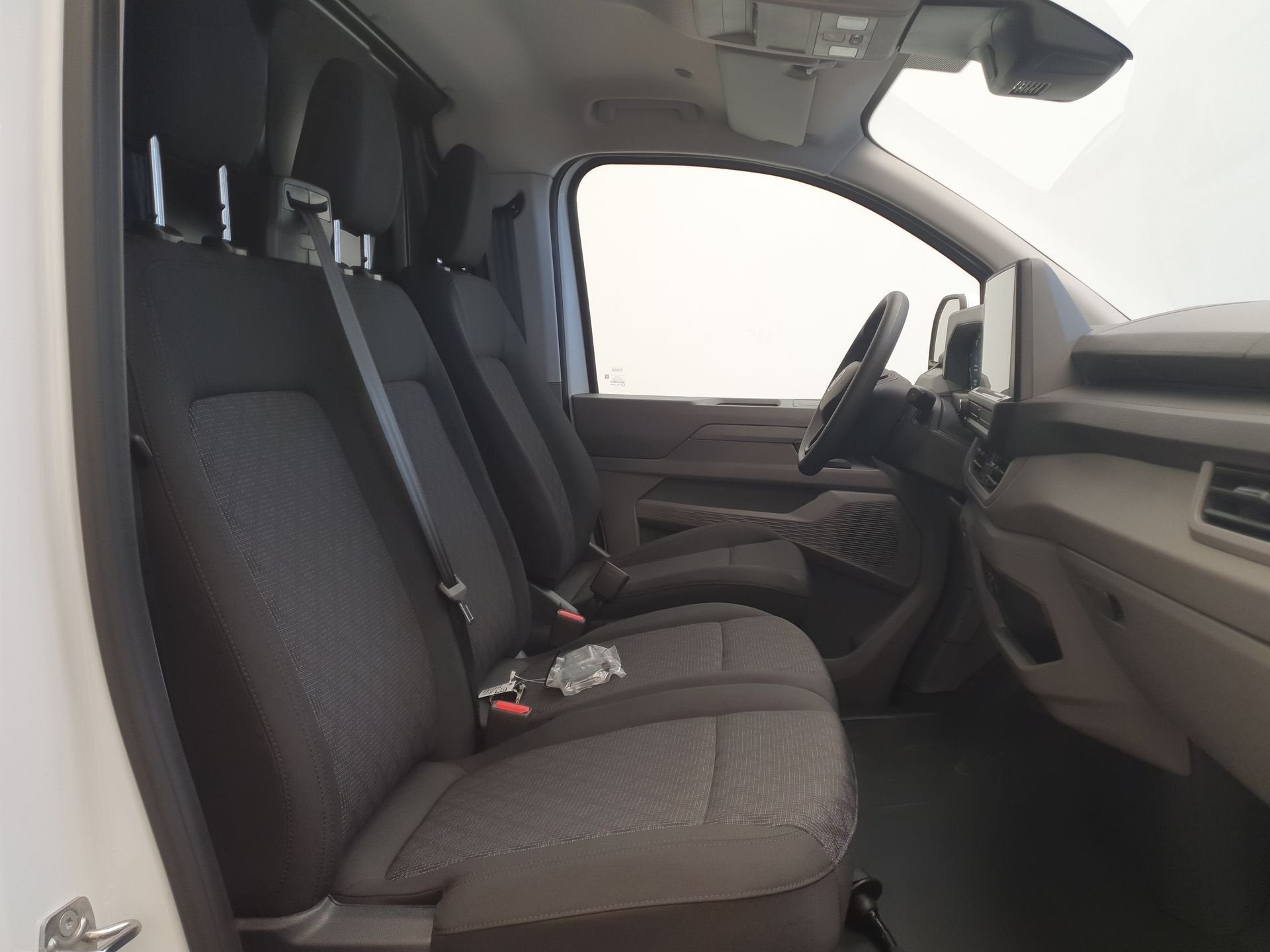 Volkswagen E-Transporter 64 kWh Camera, App connect, Climatr, Auto's, Automaat, Verwarmde buitenspiegels, Zwart, Wit