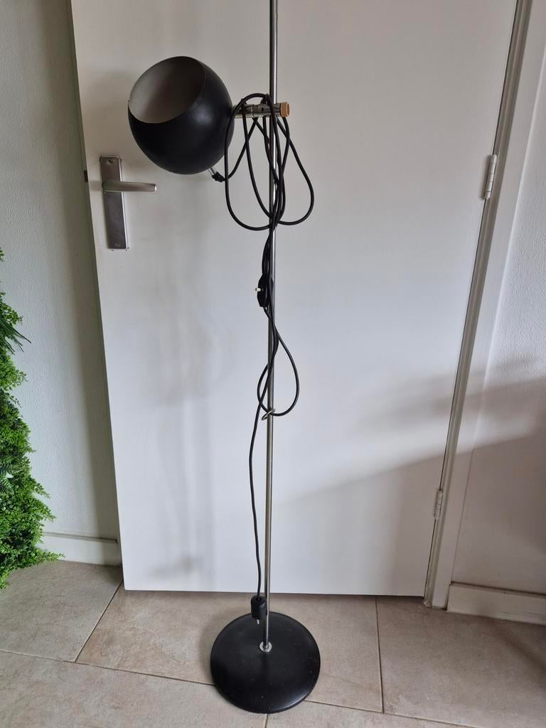 Retro bol lamp, Huis en Inrichting, Lampen | Vloerlampen, Gebruikt, Ophalen of Verzenden, Mid-century, Metaal