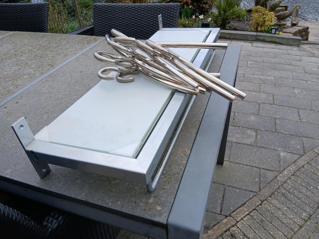 RVS wandkapstok 75x15 cm met 10 chromen hangers, Wandkapstok, Gebruikt, Ophalen of Verzenden, Minder dan 100 cm