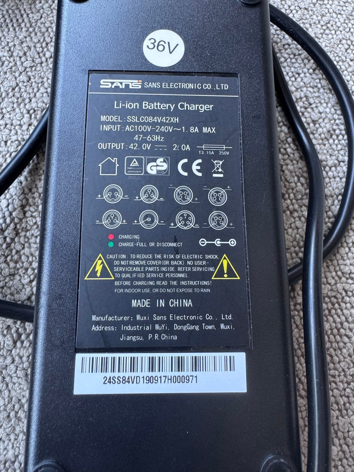 SANS 36V Li-ion Acculader 42V 2.0A (4-pins XLR), Gebruikt