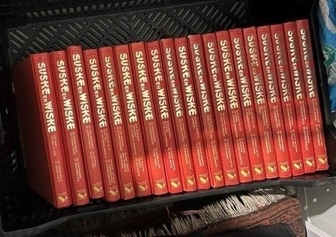 19 ingebonden stripboeken Suske en Wiske, Boeken, Stripboeken, Meerdere stripboeken, Ophalen of Verzenden, Gelezen